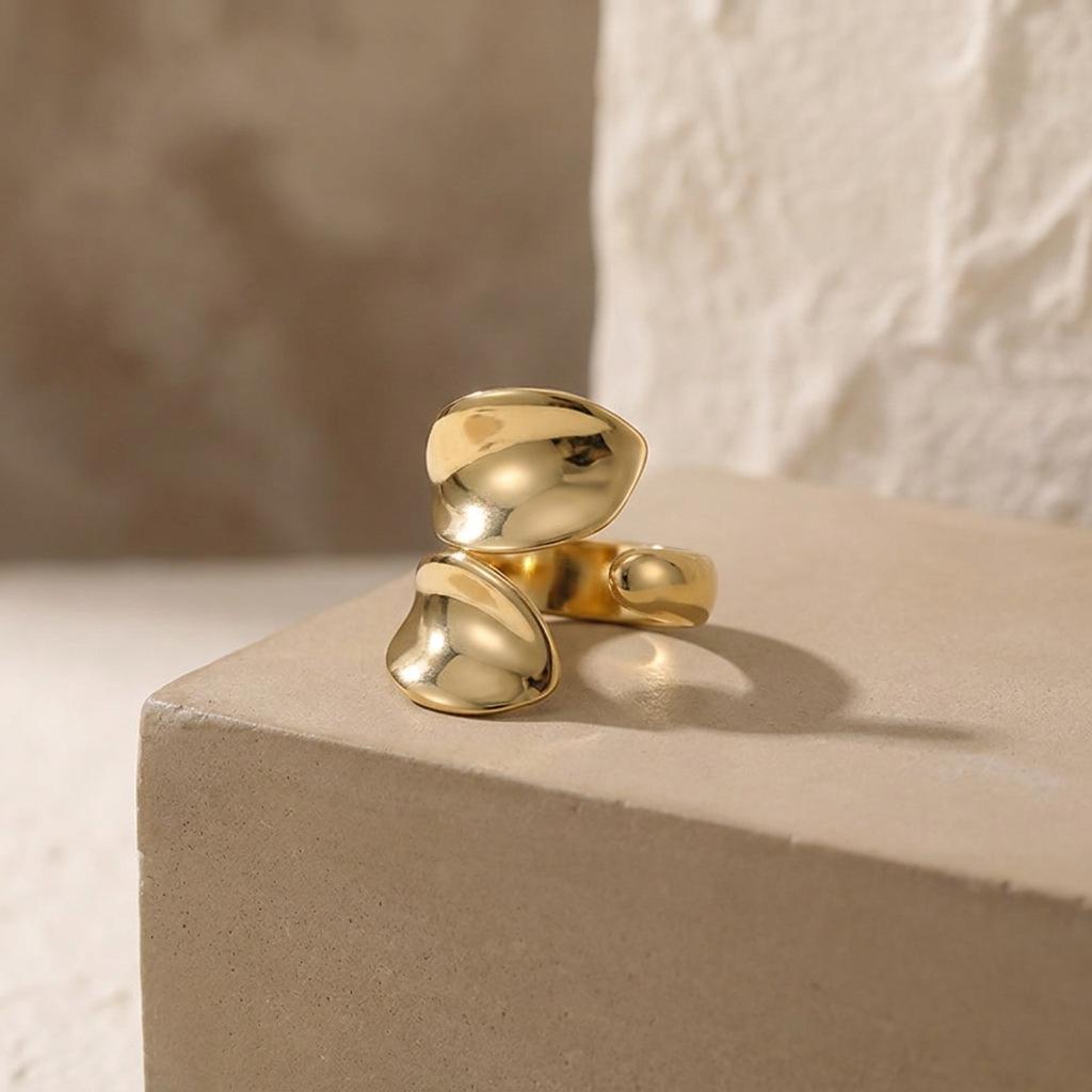 INSSGG Luxurious Leaf Adjustable Wide Band Ring