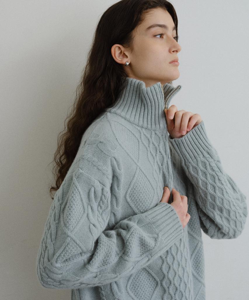 Yulago Cable Half Zip-Up Knit
