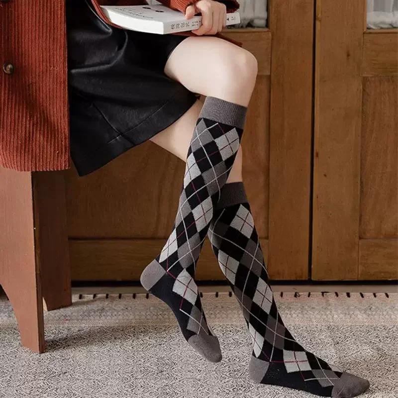 Fashion Plaid Women Stockings Long Socks Stockings Women College Style Knitted Cotton Knee Socks Stockings Japanese School Girls