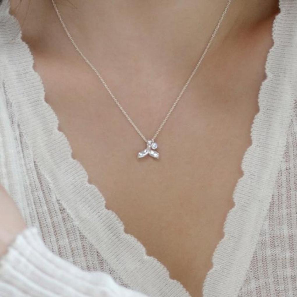 Women's Daily Accessory Dolphin Tail Cubic Necklace