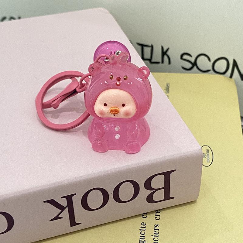 

Светящийся милый брелок в виде свиньи, светящийся в темноте, акриловое животное, Sanrio, переодетая свинья, брелки для автомобиля, украшение на сумку