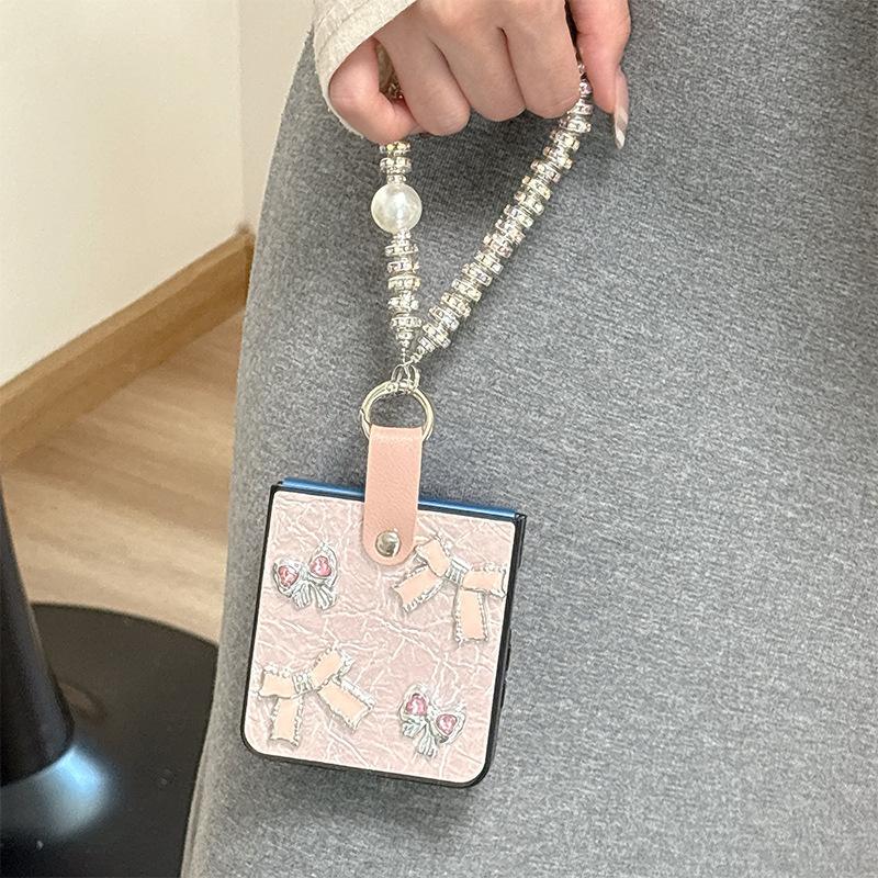 Ins Wind Pearl Handheld Chain Bow Phone Case for Samsung Zflip 7 Flip Vivoxflip Folding