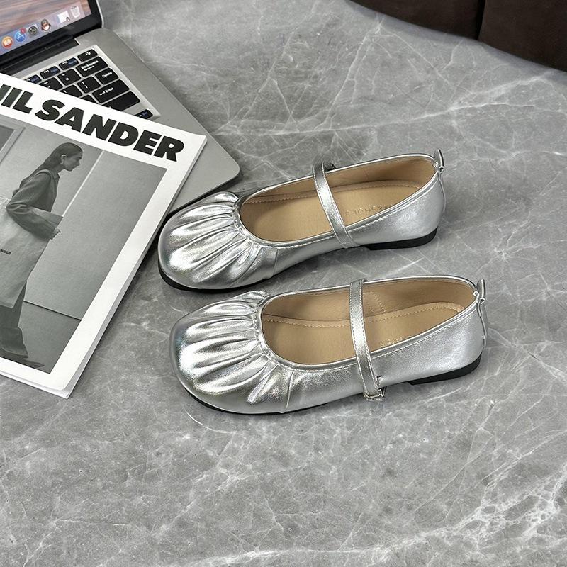 Gentle Small Fragrant Wind Shallow Mouth Mary Jane Shoes Summer Word with Sandals 2025 New Pleated Flat-bottomed Work Shoes