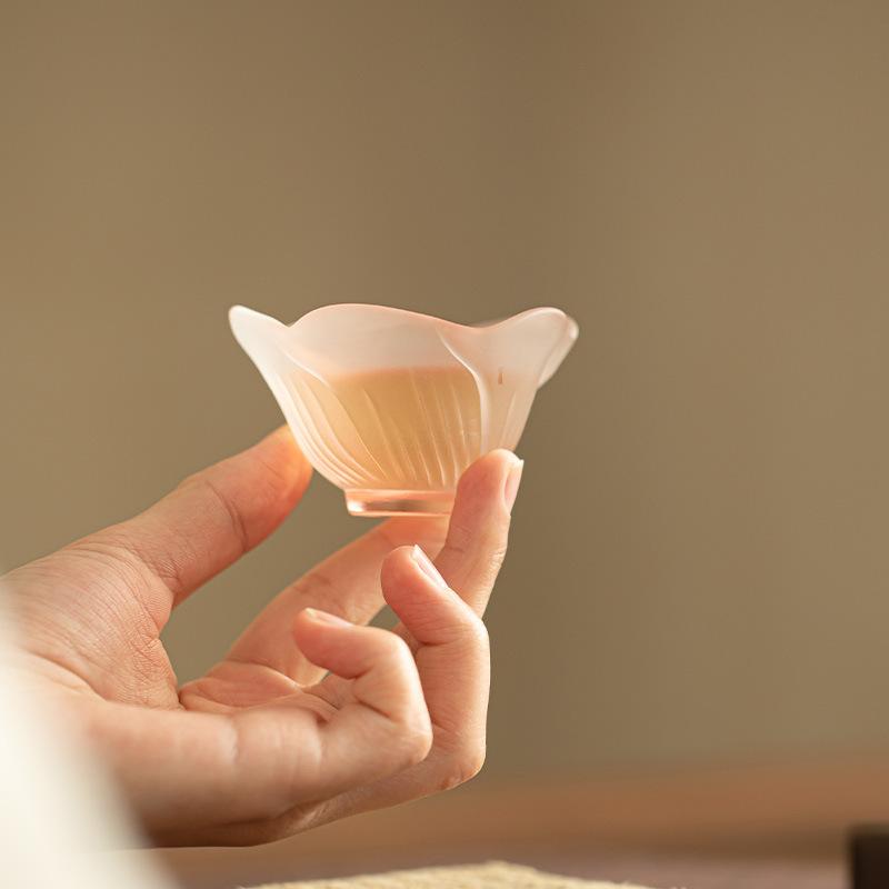 Cherry blossom powder frosted glass petal teacup ceramic tea set master cup tea cup guest cup exquisite afternoon tea 200ml