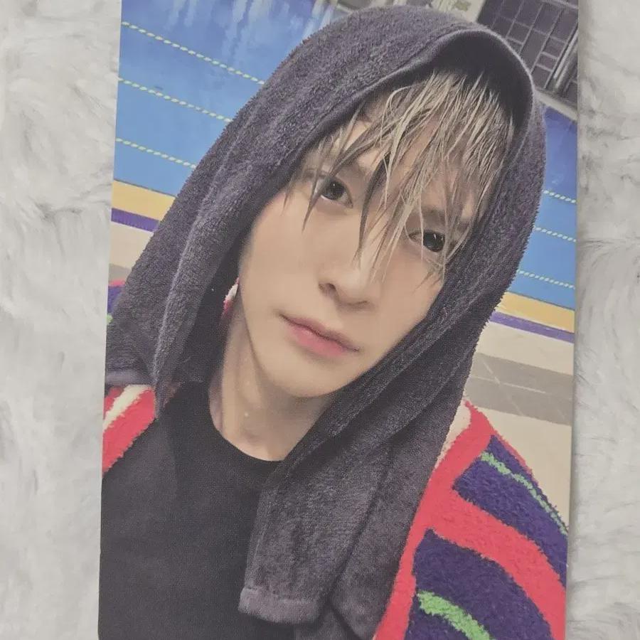 

Riize Odyssey Amazon Eunseok Photocard