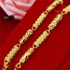 Collana esagonale in bambù color oro sabbia del Vietnam per uomo, placcata oro in ottone, design floreale intagliato, regolabile.