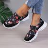 Fashion Christmas Sneakers Woman  New Santa Claus Print Shoes Fashion Lovely Casual Flat Shoes New Year Vulcanized Shoes 2024