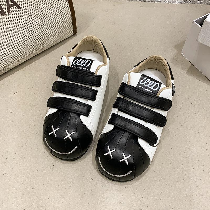 

Туфли на липучках с большой головкой женские 2025 новая осень маленький человек увеличение роста платформа повседневные спортивные маленькие белые туфли 40 чёрный