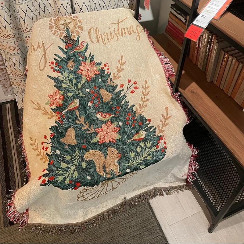 Textile City Merry Christmas Squirrel Pine Tree Tapestry Jacquard Throw Blanket Dust Proof Sofa Cover Home Decorative Textile