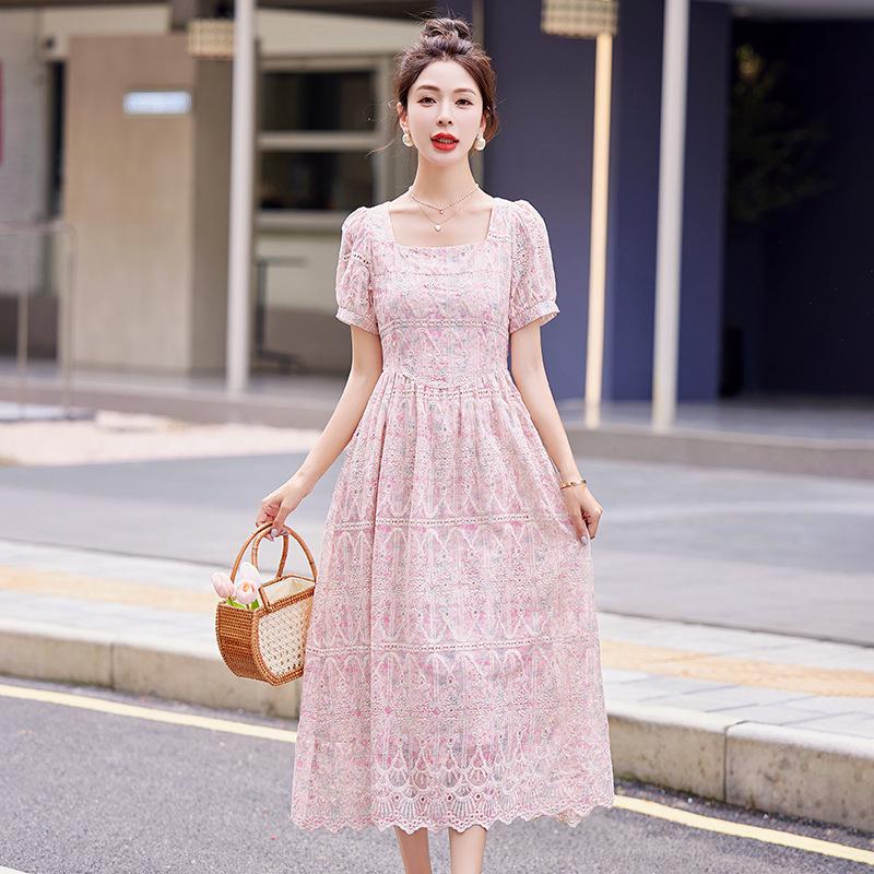 Korean Style Embroidered Lace Dress - Waist-Hugging, Breathable Summer Fashion