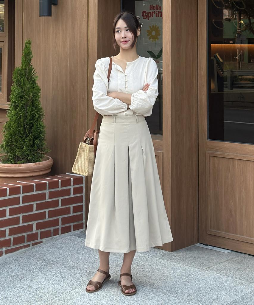 Ppaeppae Back Elastic Secret Pleats 3/4 Skirt Pants