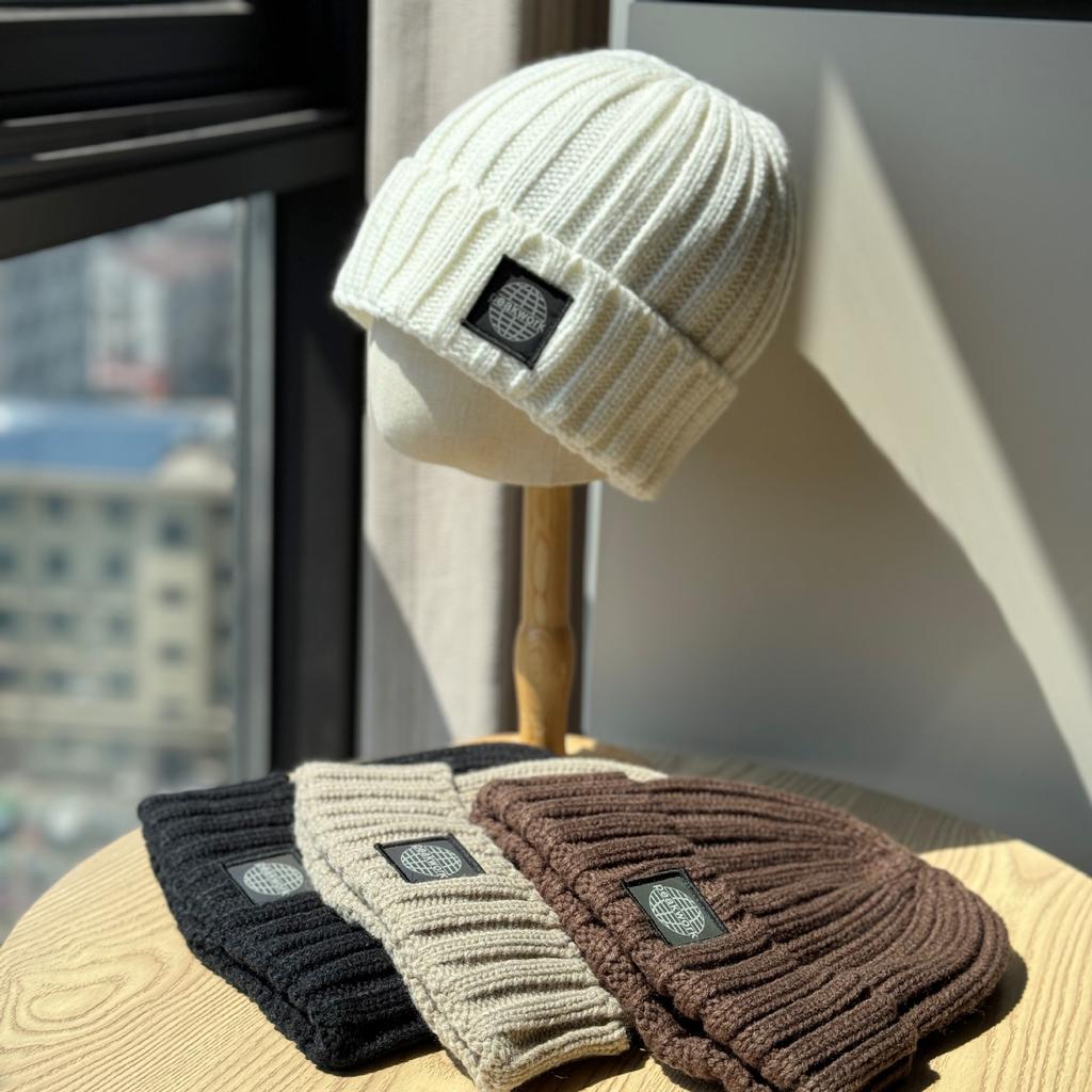 New Autumn and Winter Letter Embroidered Woolen Hat for Men Korean Version Versatile Warm Knitted Cold Hat Women's Trendy Brand Small Face