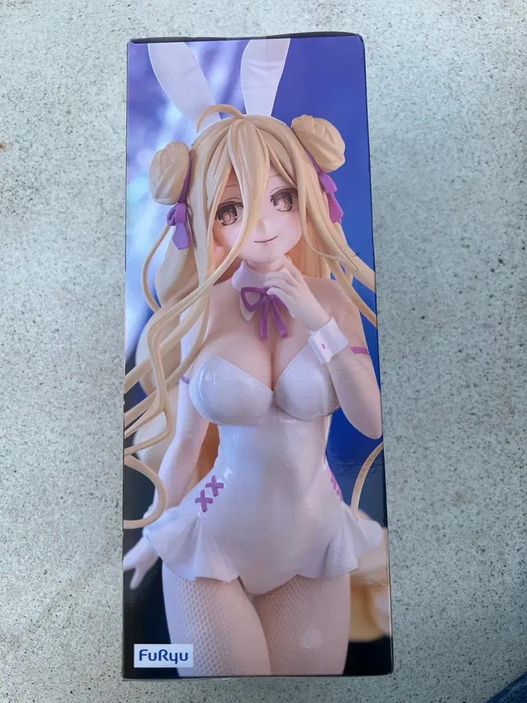 FURYU Date Talk Live Cute Bunny Figure Hoshimiya