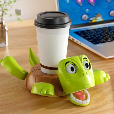 1PC Tasse Matte Cartoon Schildkröte Bahn Kreative Lustige 3D Wohnkultur Neue Desktop Ornamente Stress Relief