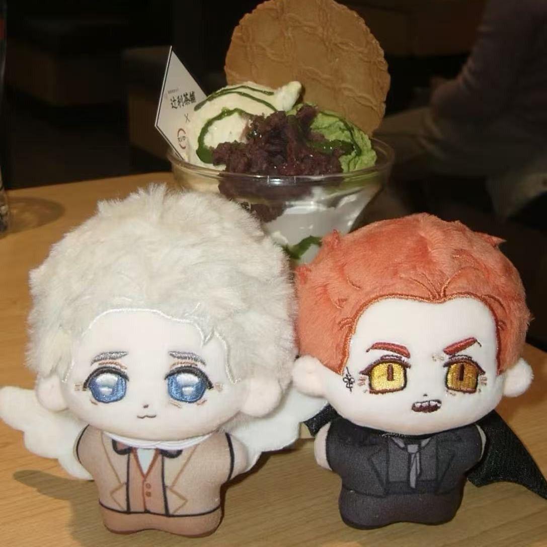 Good Omens Pluche Aziraphale Crowley Mini Katoen Engel Demon Chibi Karakter Sleutelhanger Hanger Ventilator Verzamelobject Rugzak Decoratie Cadeau 10cm