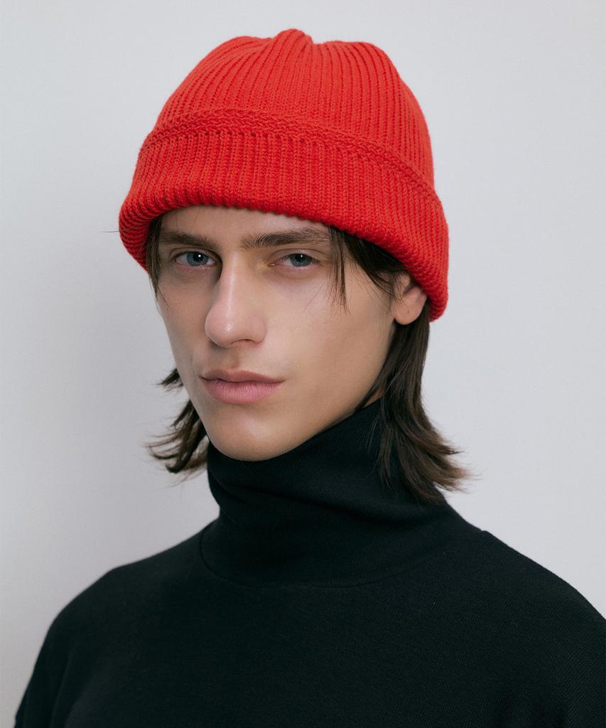 ENDOOR 1980 Knit Beanie (Red)