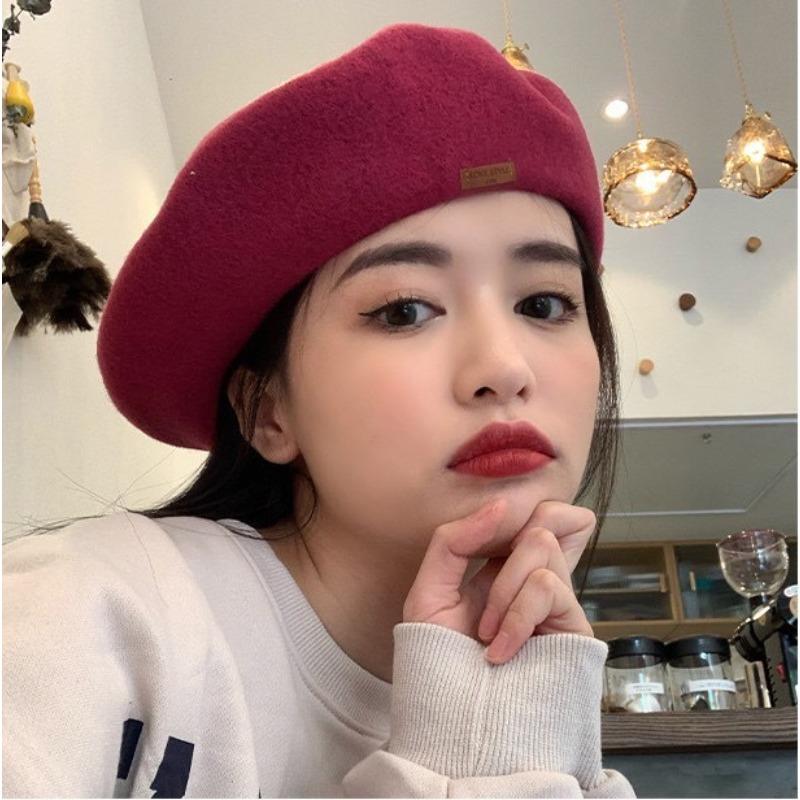 Autumn and Winter Classic Wool Beret Women's Leather Label British Retro Painter Hat Fashion