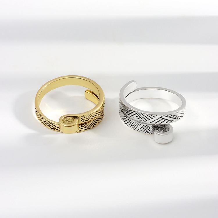 Knitting Loop Crochet Finger Ring Wear Thimble Yarn Guides Sewing Accessory