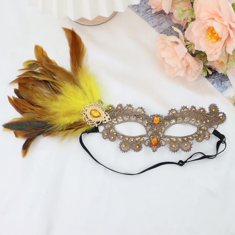 Hot-selling Halloween lace phoenix mask, featuring a sophisticated gradient design, a sexy queen look, and suitable for performances