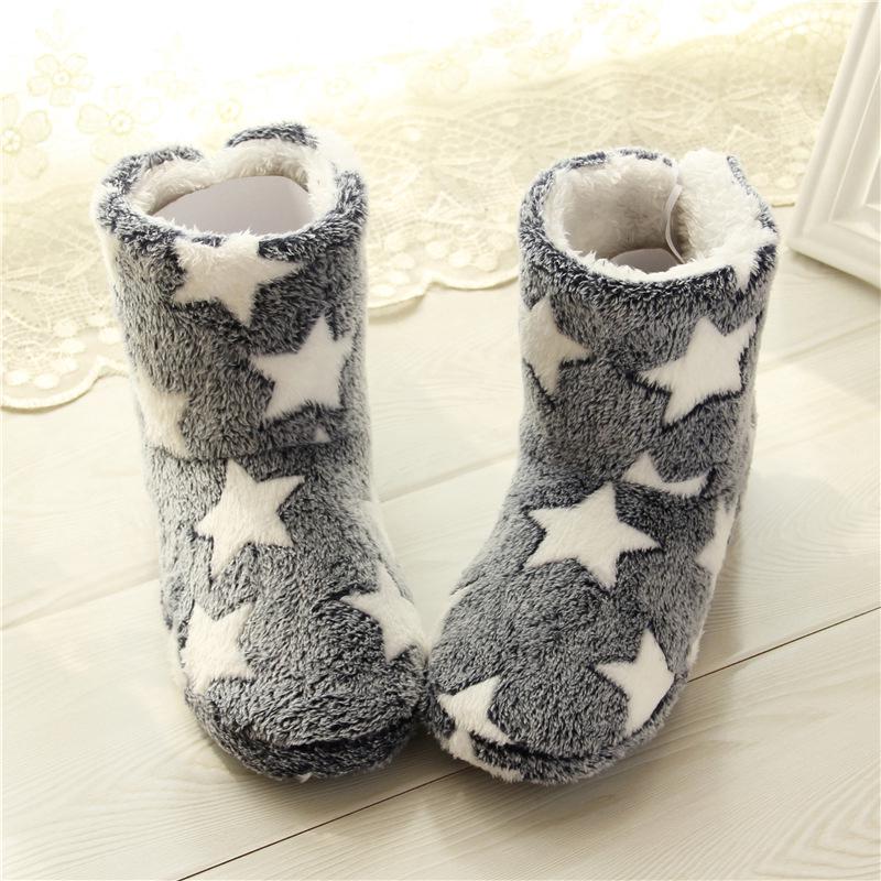 Women's Fluffy Fleece Indoor Boots Winter Warm Slippers for Home Slip on Plush Shoes EVA Lightweight Comfort House Shoes for Bedroom