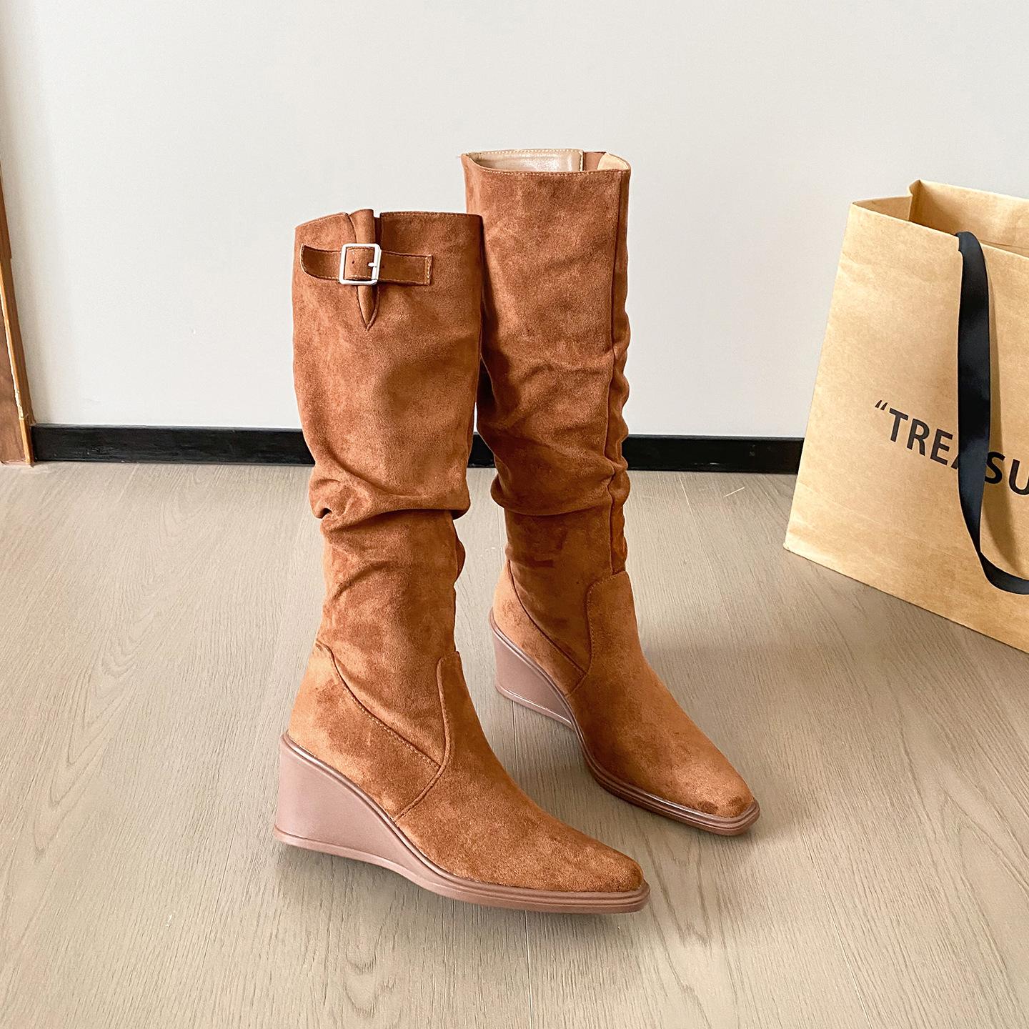 

New spot British style suede high heel boots children 2025 autumn and winter new belt buckle thick bottom wedge heel tall tube 40 коричневый