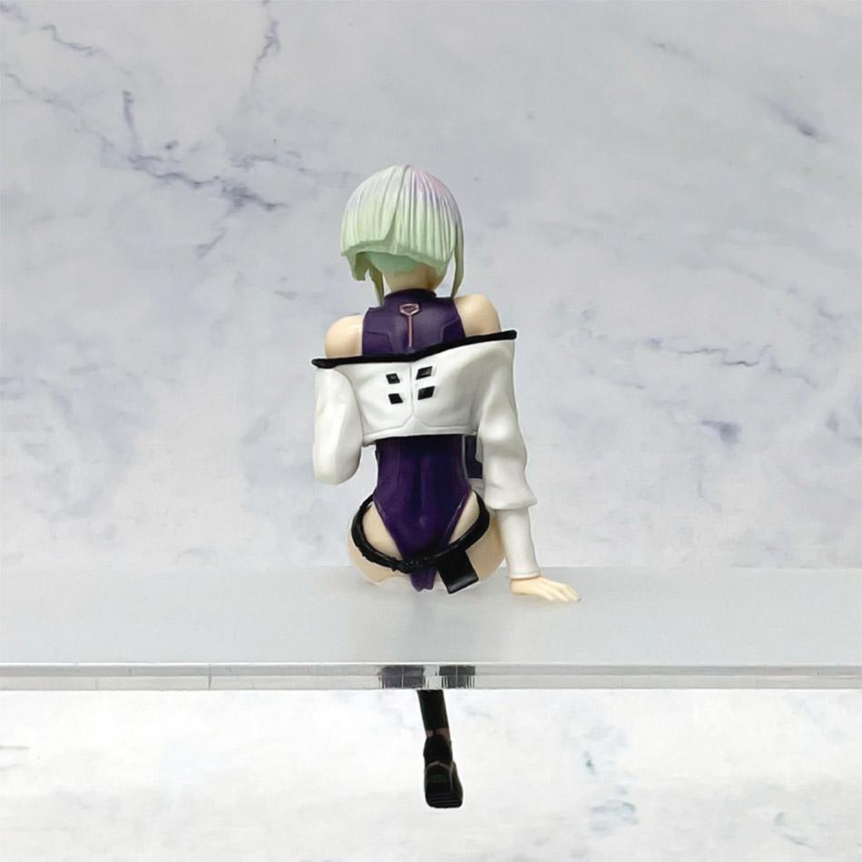 Auf Lager Angebot Cyberpunk Lucy 17cm Sitzende Pose PVC Anime Figur Sammlermodell Spielzeug Geschenk Neujahrsgeschenk