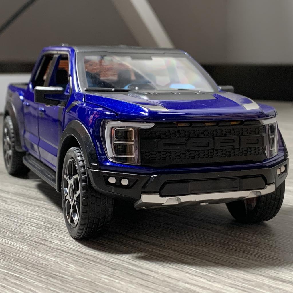 1:20 Ford Raptor F150 Pickup Truck Toy Car Model With Sound Light Doors Opened Alloy Diecast Model Vehicle Collection Toy Friend