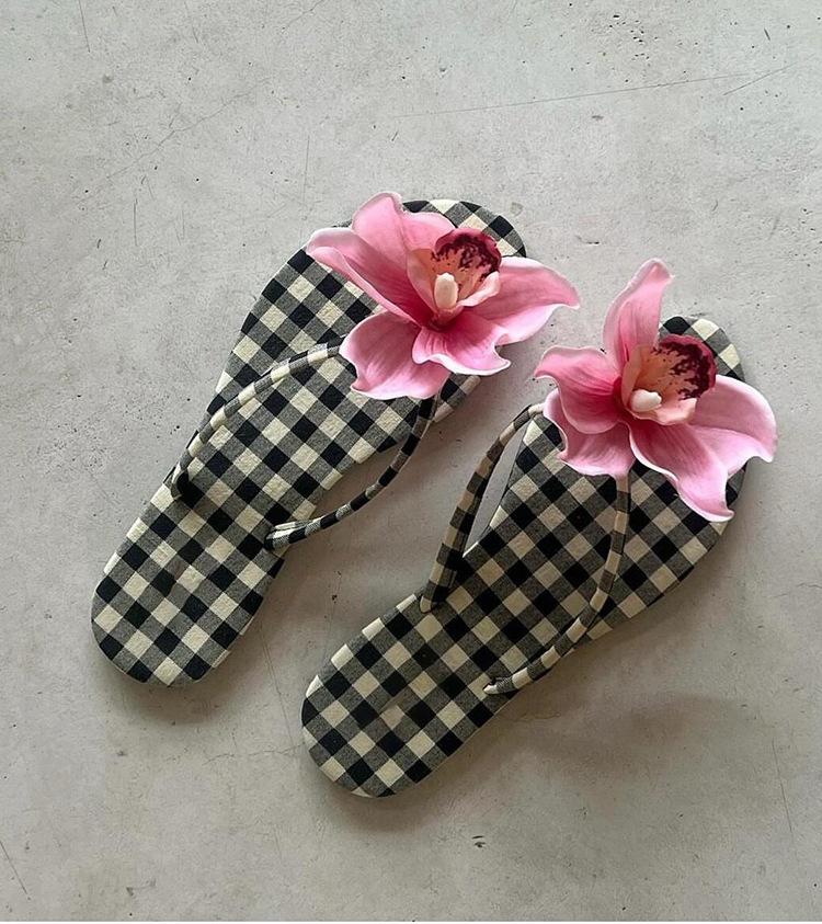 

Богемный стиль отдыха Фаленопсис пряжка обувь сладкий темперамент обувь цветок путешествия фото отверстие обувь сандалии аксессуары женщины 40 чёрный