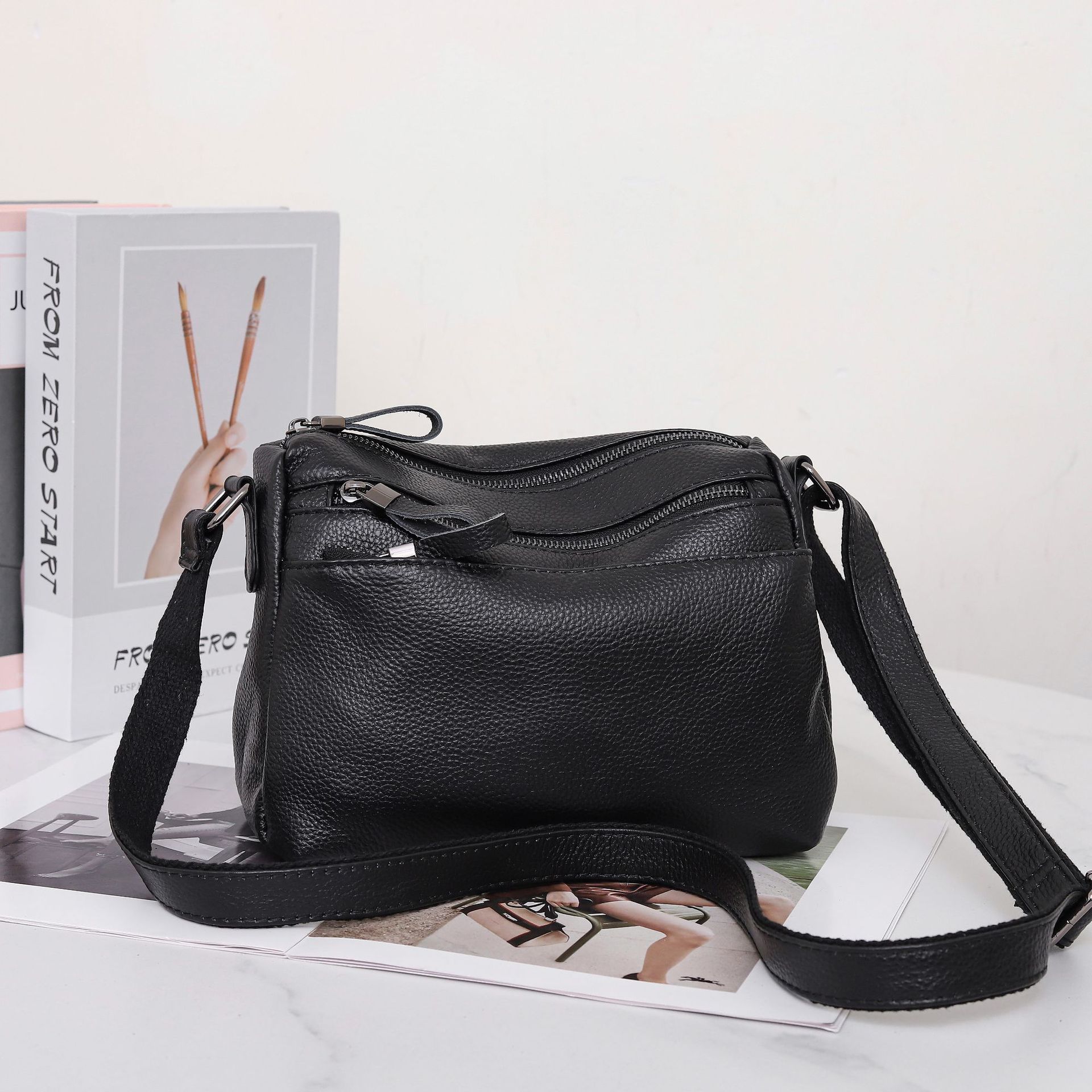 

Сумка-мешок из коровьей кожи для женщин, одно плечо, простая, многосекционная, большая вместимость, сумка для тети и матери, через плечо чёрный