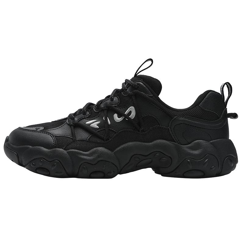 Fila Men's Claw 6th Gen Dad Shoes