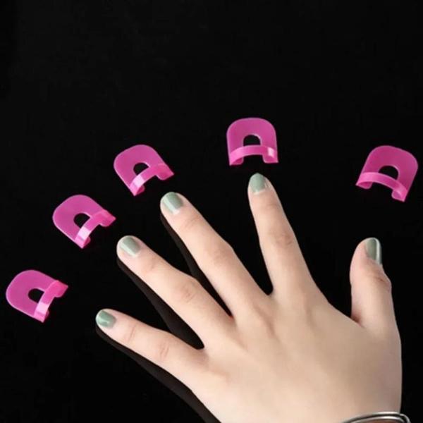 26 Pcs Nail Art Spill Prevention Clip Model Clip Nail Edge Print G Curve Shape Nail Varnish Spill Prevention Aids