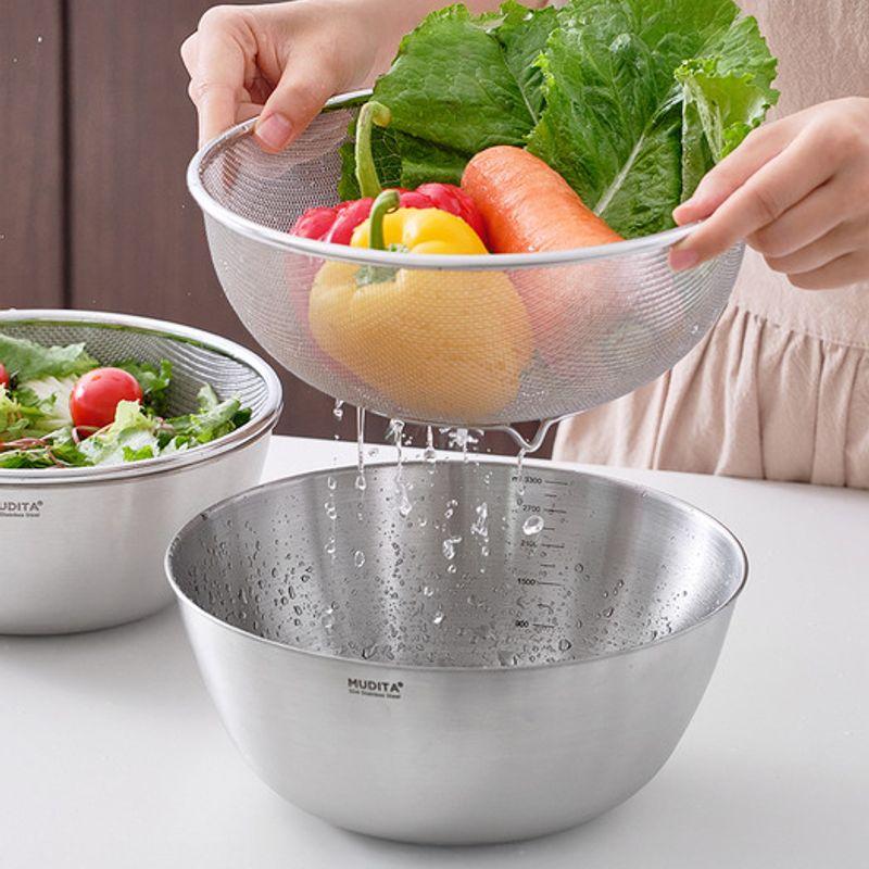 Wiedergeboren. J Mudita Rührschüssel & Sieb-Set aus Edelstahl, 2-teilig, 22cm (Mittel/2500ml)