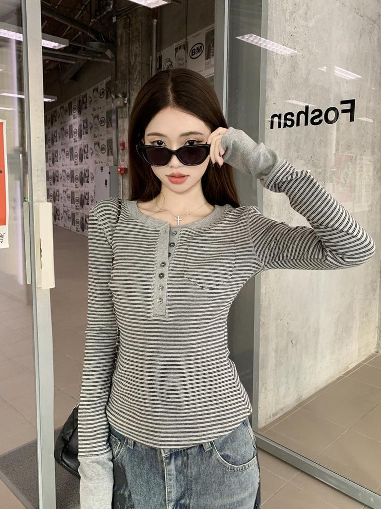 Women's High-End Striped Buttoned Long-Sleeve Cropped Top