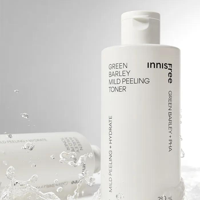 Green Barley Mild Peeling Toner 250mL