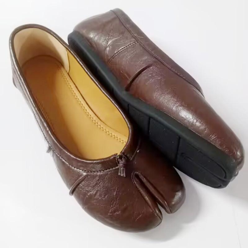 Fashion Spring Summer Fashion Pleated Split toe Women Ballet Flats Comfortable Soft Soles Tabi Walking Lazy Loafers Casual Dance Shoes