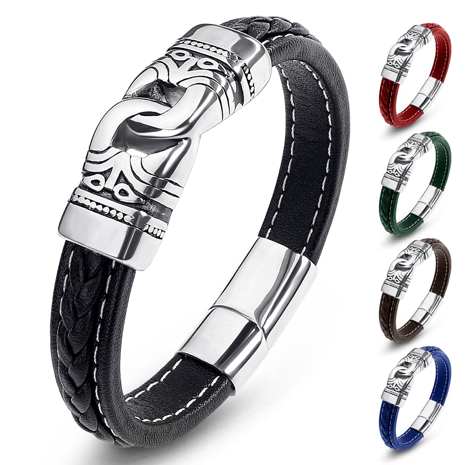 

Мужской и женский браслет с тотемом по индивидуальному заказу.