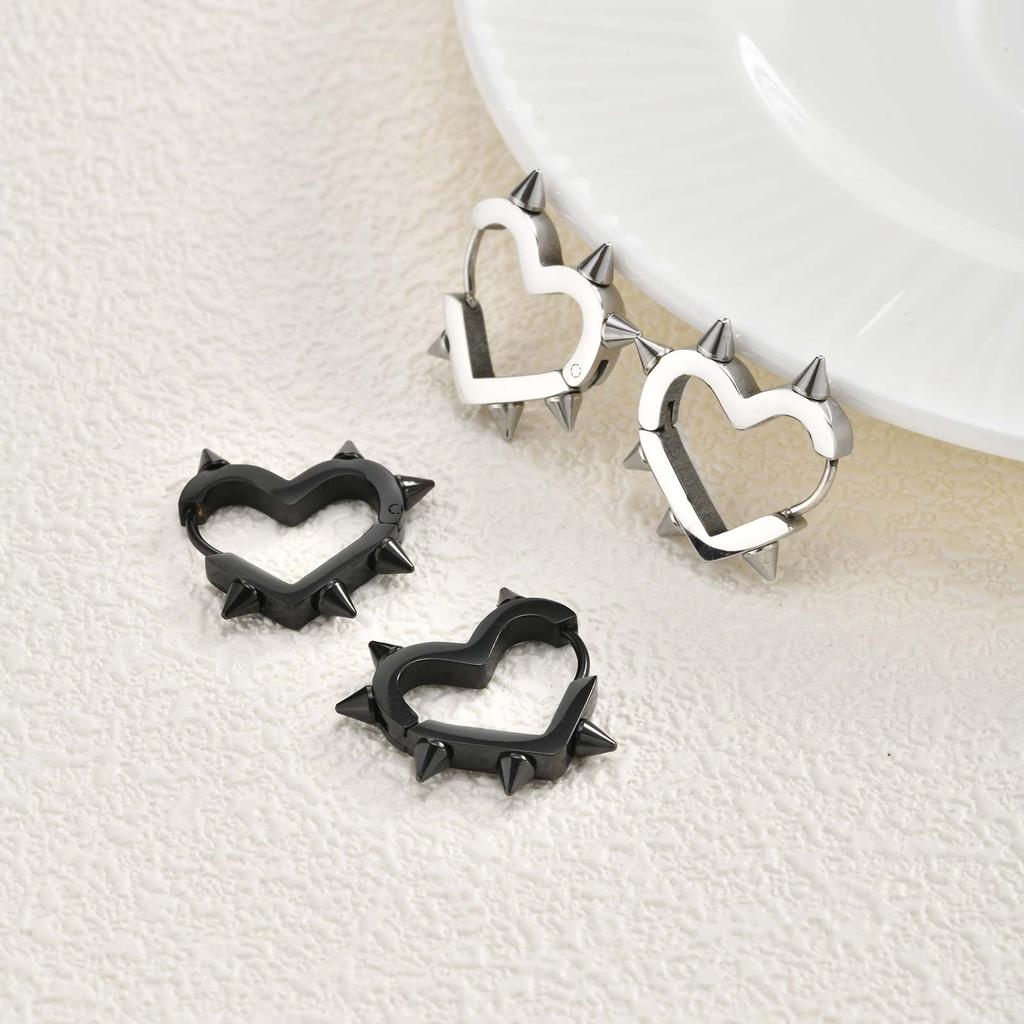 Creative Gothic Punk Rivet Heart Hoop Earrings, Stainless Steel Geometric Piercing Earrings, Unique Cool Jewelry for Party