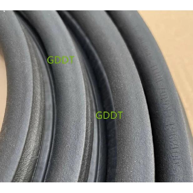 1 Piece Black Door Rubber for Land Cruiser Prado LCP150 2010- Rain Seal Strip Weatherstrip for Door Frame 62332-0G010-A1