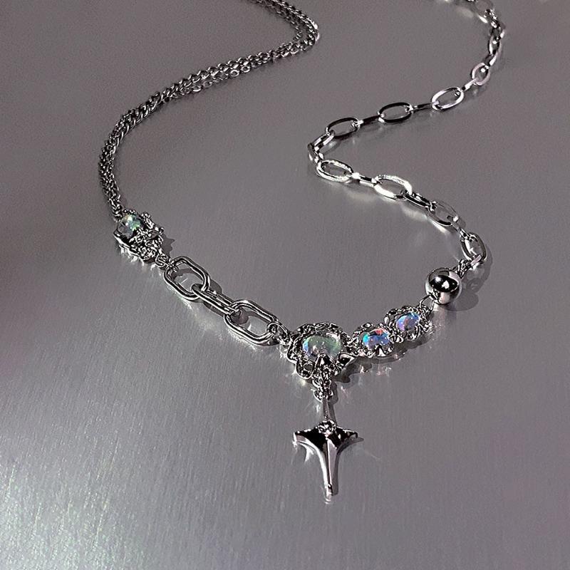 Moonstone Mangxing Necklace Women's Tide Niche Design High Sense Versatile Sweater Chain Sweet Cool Spice Girl Collarbone Chain