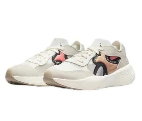 

Air Jordan Jordan Delta 3 Low Jordan Womens Paris Collective DR5751-110 EU 36 золотой/чёрный