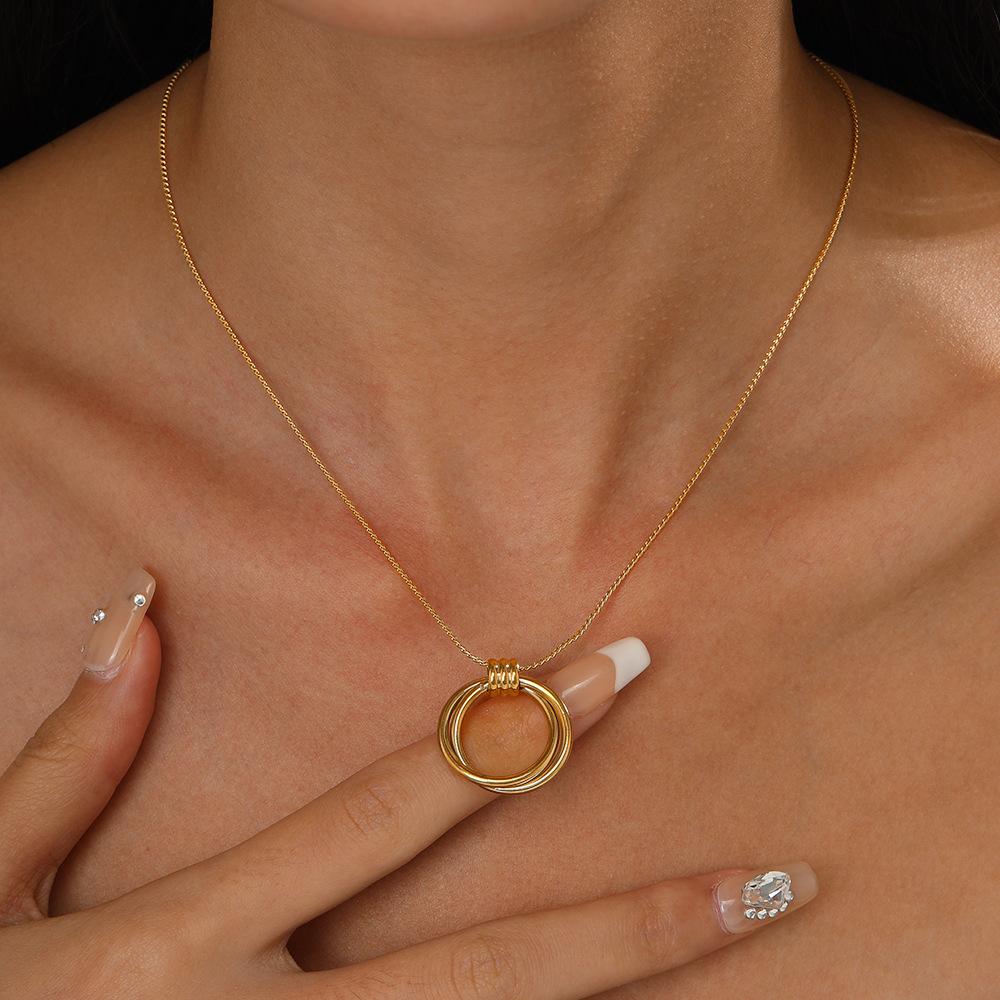 European and American simple round titanium steel necklace women's niche design sense temperament versatile hollow ring collarbone chain