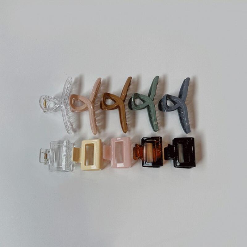

[Set of 10] Basic Simple Twisted Square Hair Clip