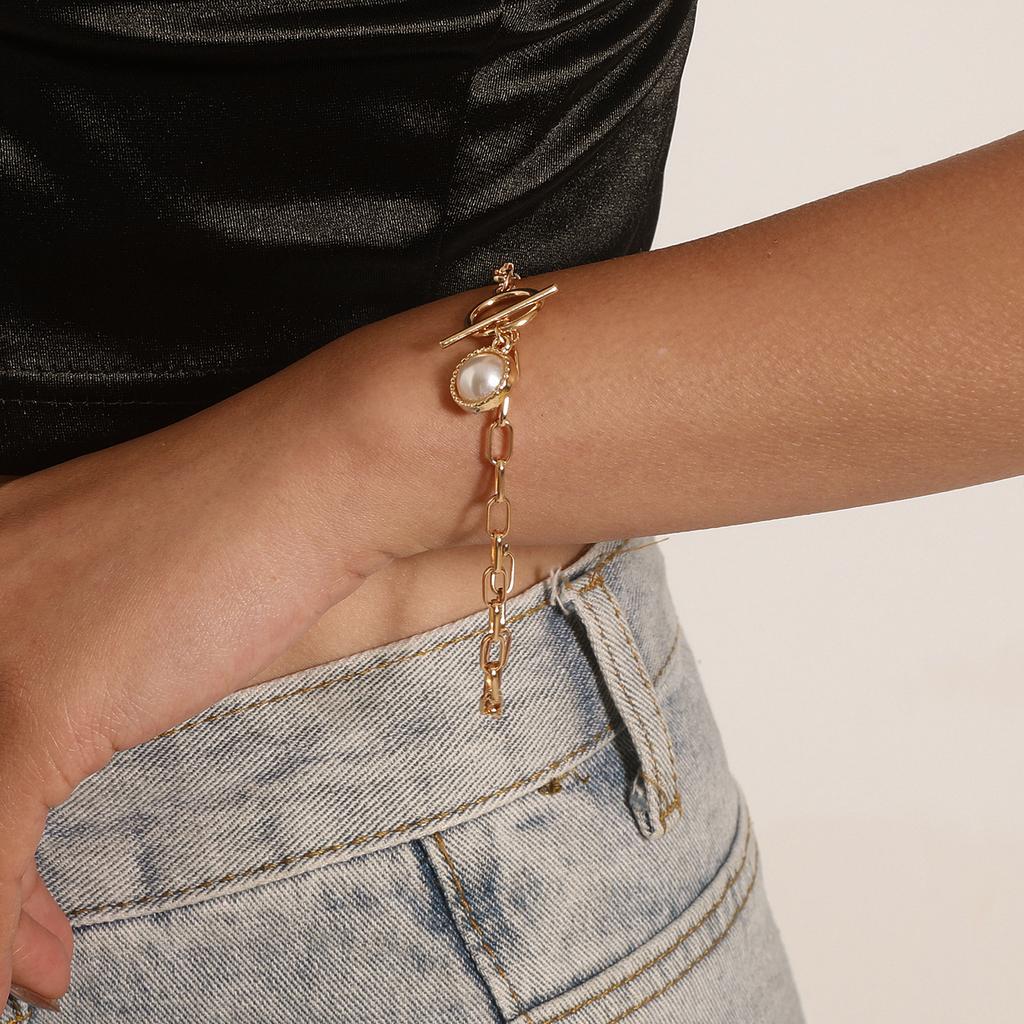 Europe, America, Fashion OT Buckle Pearl Rhinestone Pendant Bracelet Women, Simple Temperament Small Hole Chain Jewelry