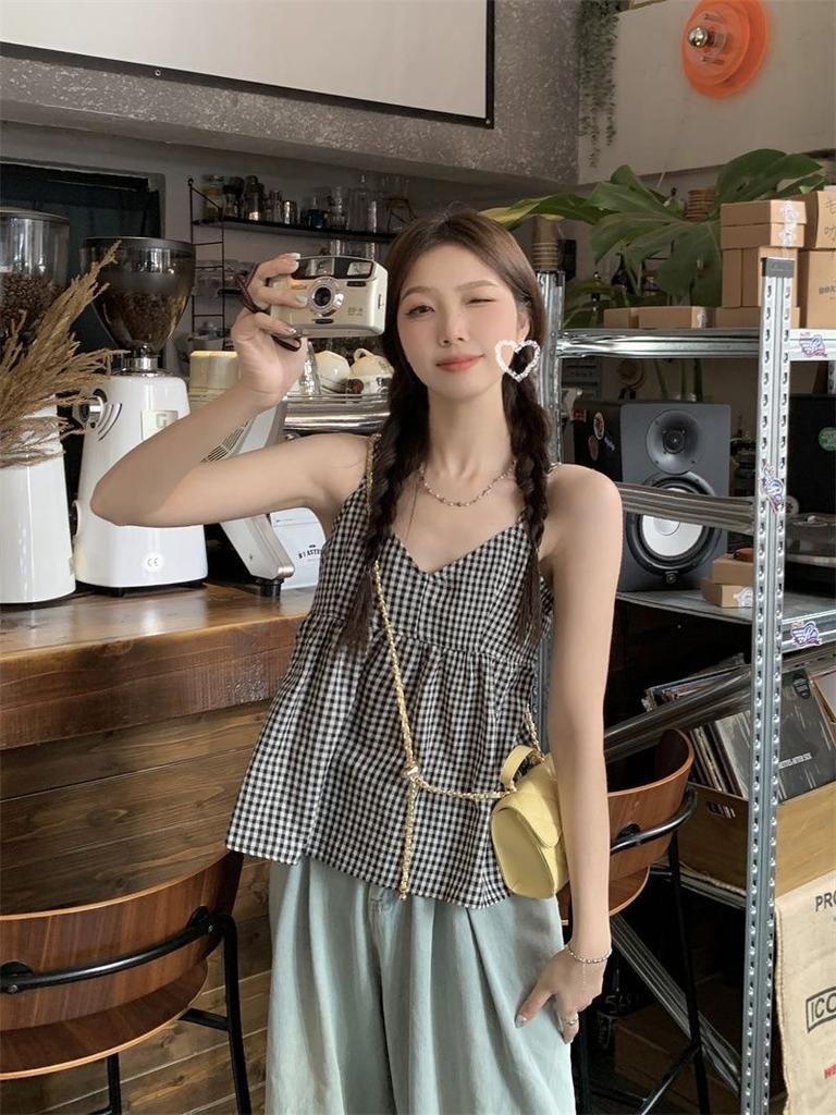 French chic small vest suspender women's summer new small wear design sense retro plaid versatile top