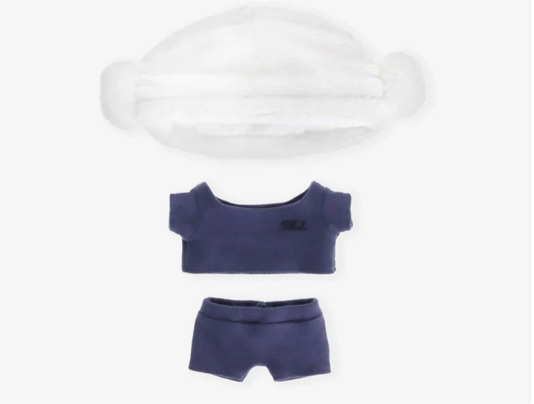 

[USED] straykids pop-up sauna outfit