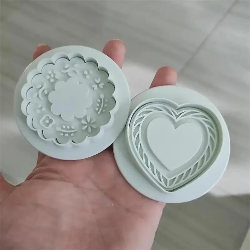 New Jam Sandwich Flowers Cookie Cutter 3D Christmas Biscuit Mould Pressable Fondant Stamp New Year Cake Decor Baking Supplies