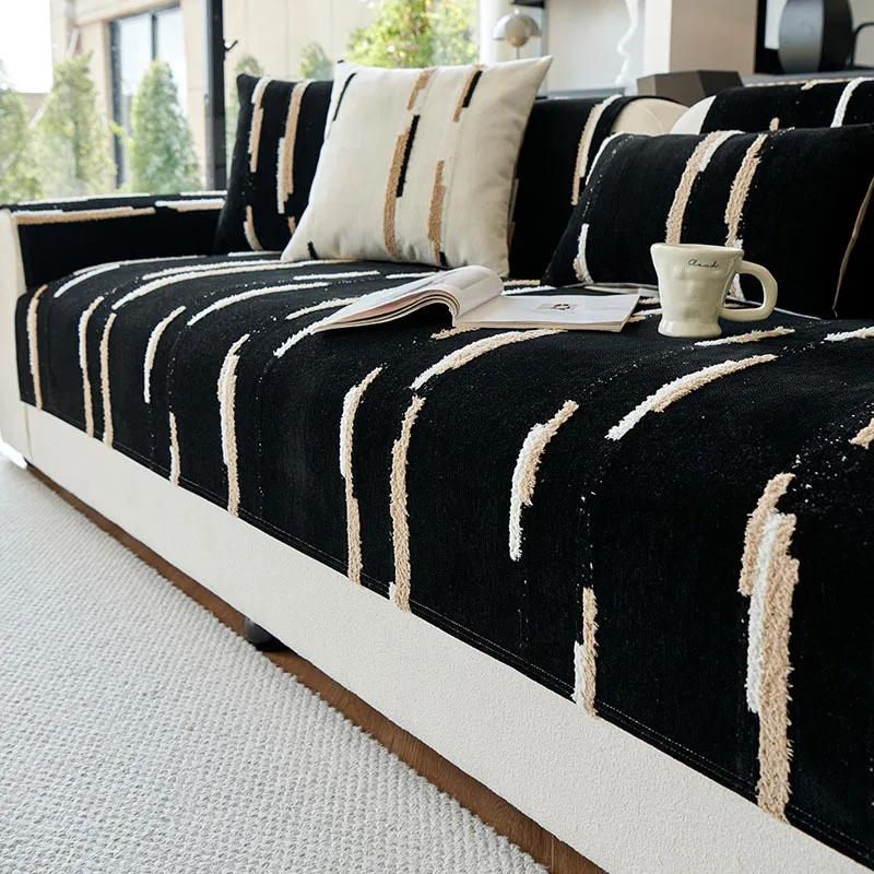 

Simple Stripe Chenille Sofa Cover 2025 New Autumn And Winter Anti-slip Protective Mats For Living Room Decoration Sofa Cushion 70x70cm 1pcs чорний