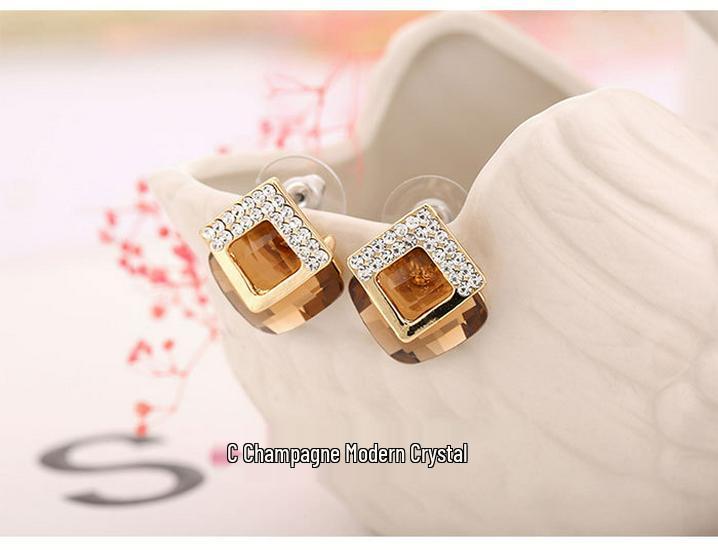Korean Style Geometric Zircon Needle Ear Studs for Women - Retro Fashionable Earrings
