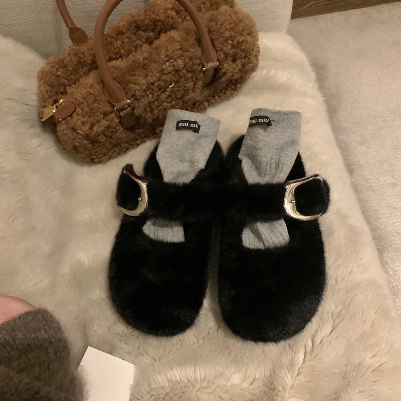 

Новые плюшевые ботинки с леопардовым принтом и пряжкой 2025 года для ношения на улице зимой, велюровые теплые ботинки-бини на толстой подошве на одной педали, хлопковые ботинки для женщин 40 чёрный