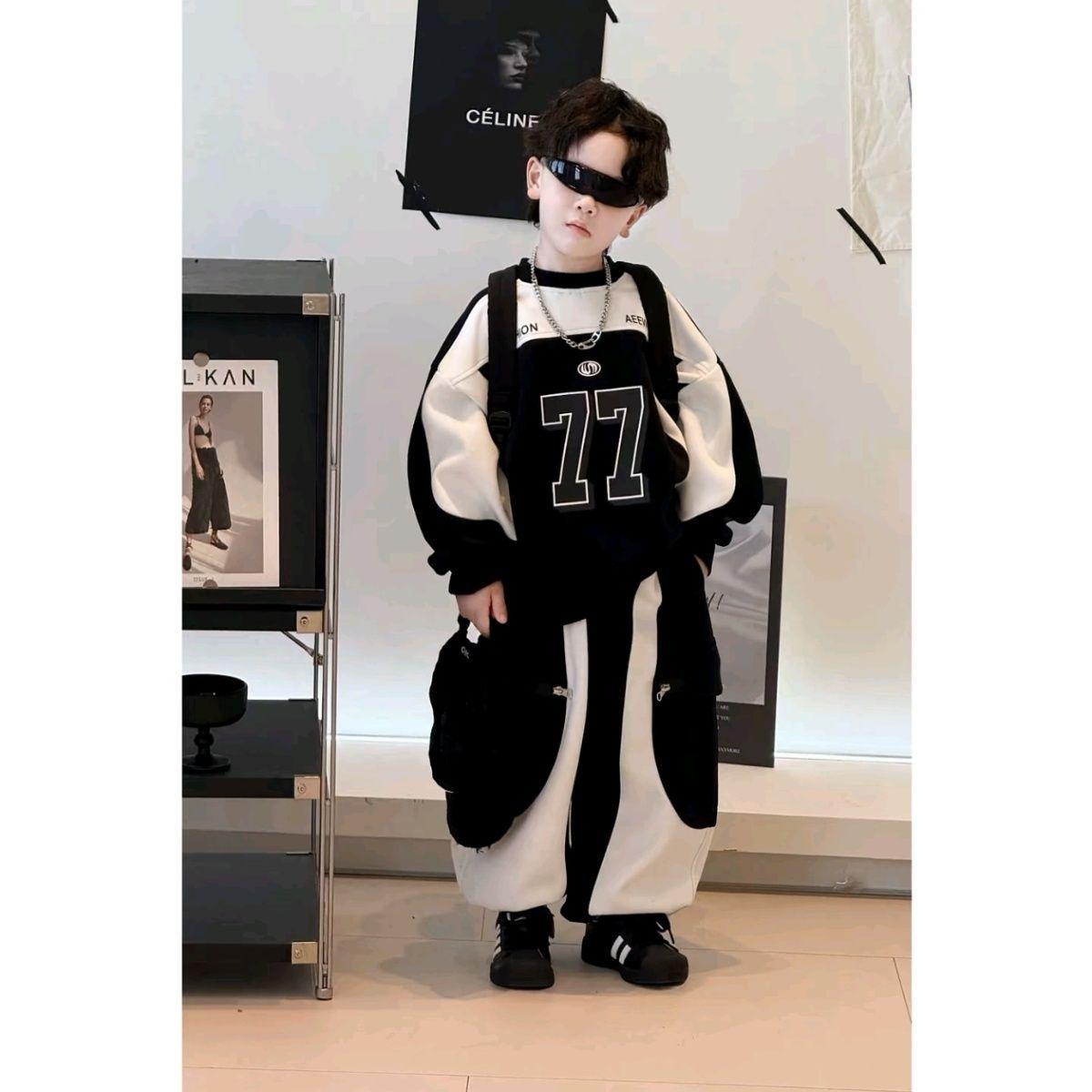 

Boys 2025 Autumn/Winter Korean Style Letter Print Color Block Fleece Two-Piece Set Size 140